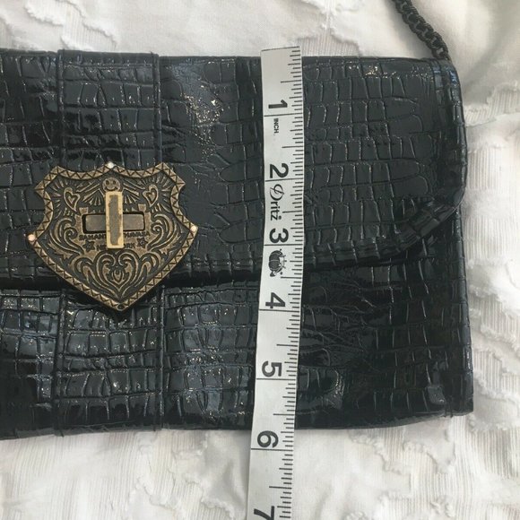 Samantha Thavasa Embossed leather clutch black - Picture 8 of 9